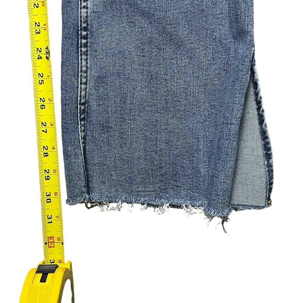 Free People Vintage Style Raw Hem Blue Denim Flare Jeans Women’s Size 29 - Picture 6 of 7